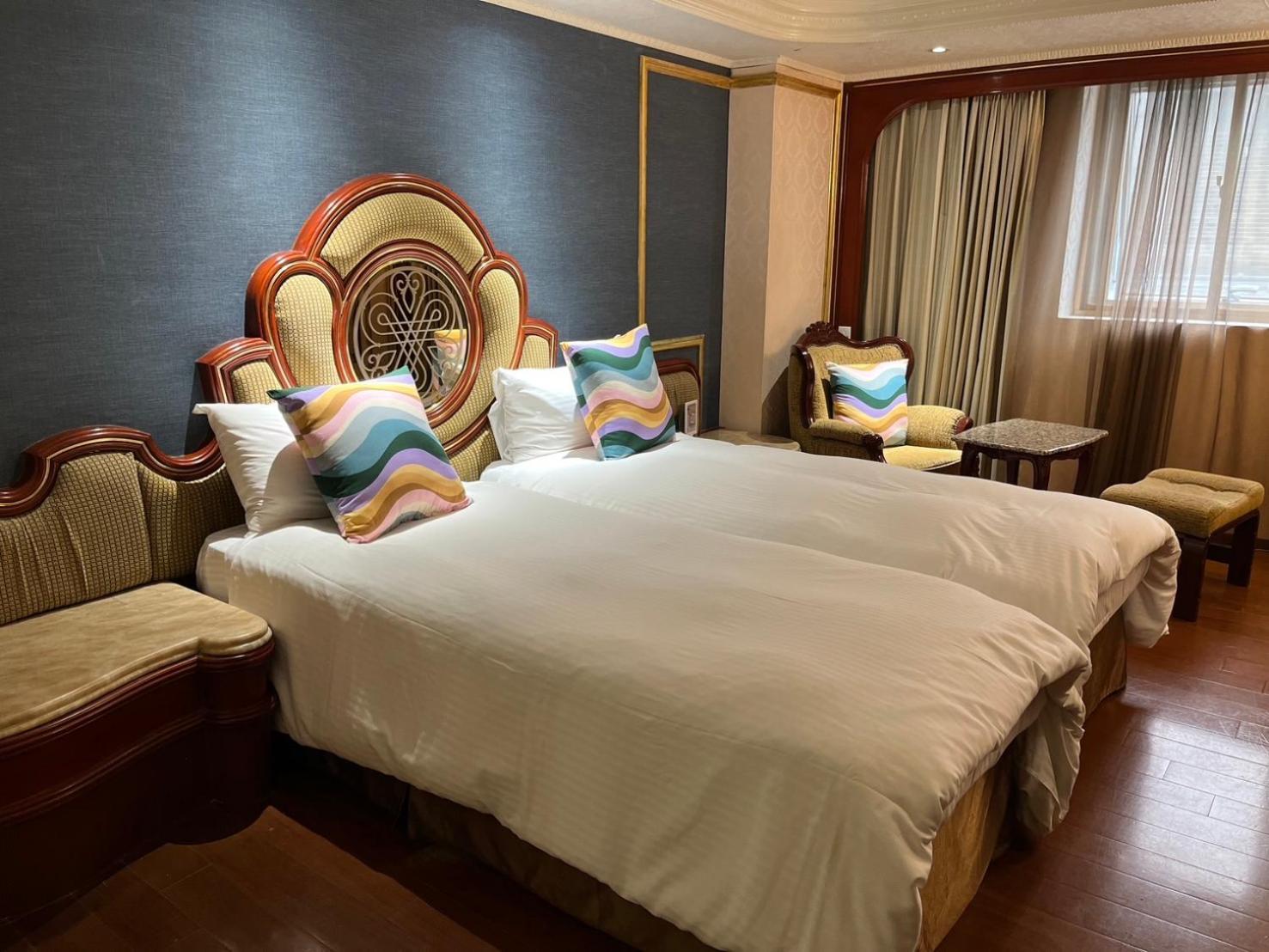 Happiness Hotel Taipei Esterno foto