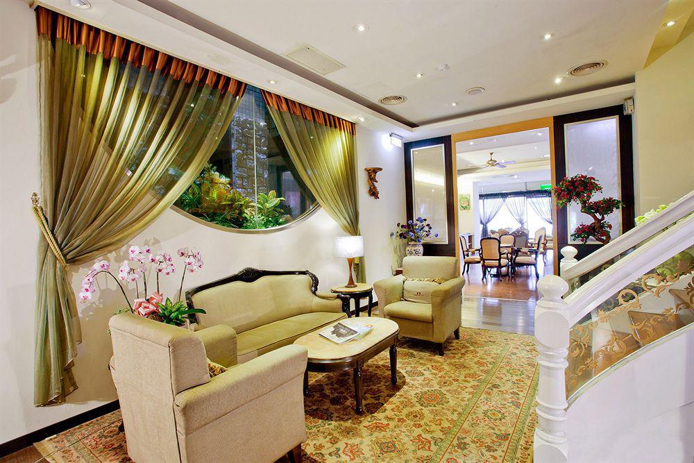 Happiness Hotel Taipei Esterno foto
